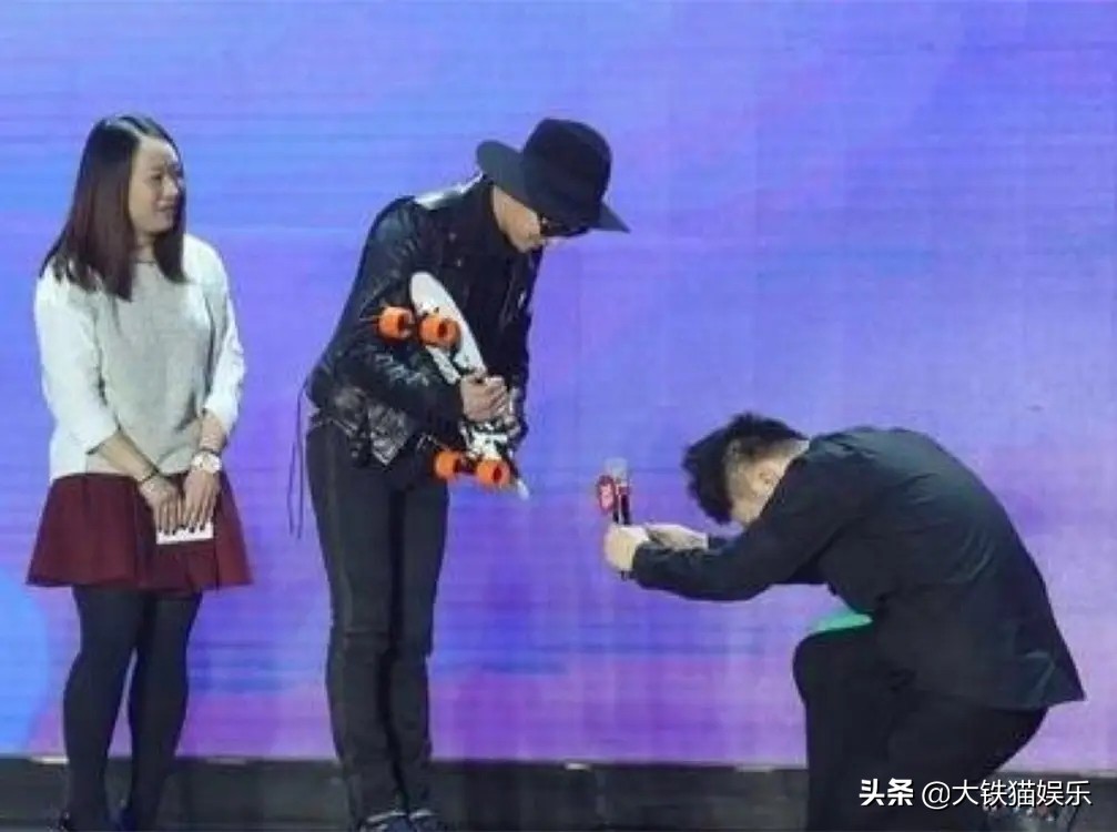 如何看待知乎明星的黑料行为,_全网嘲讽的明星_自带招黑体质明星